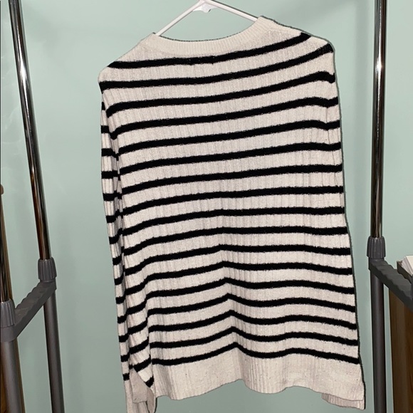 Old Navy striped sweater - Picture 2 of 2